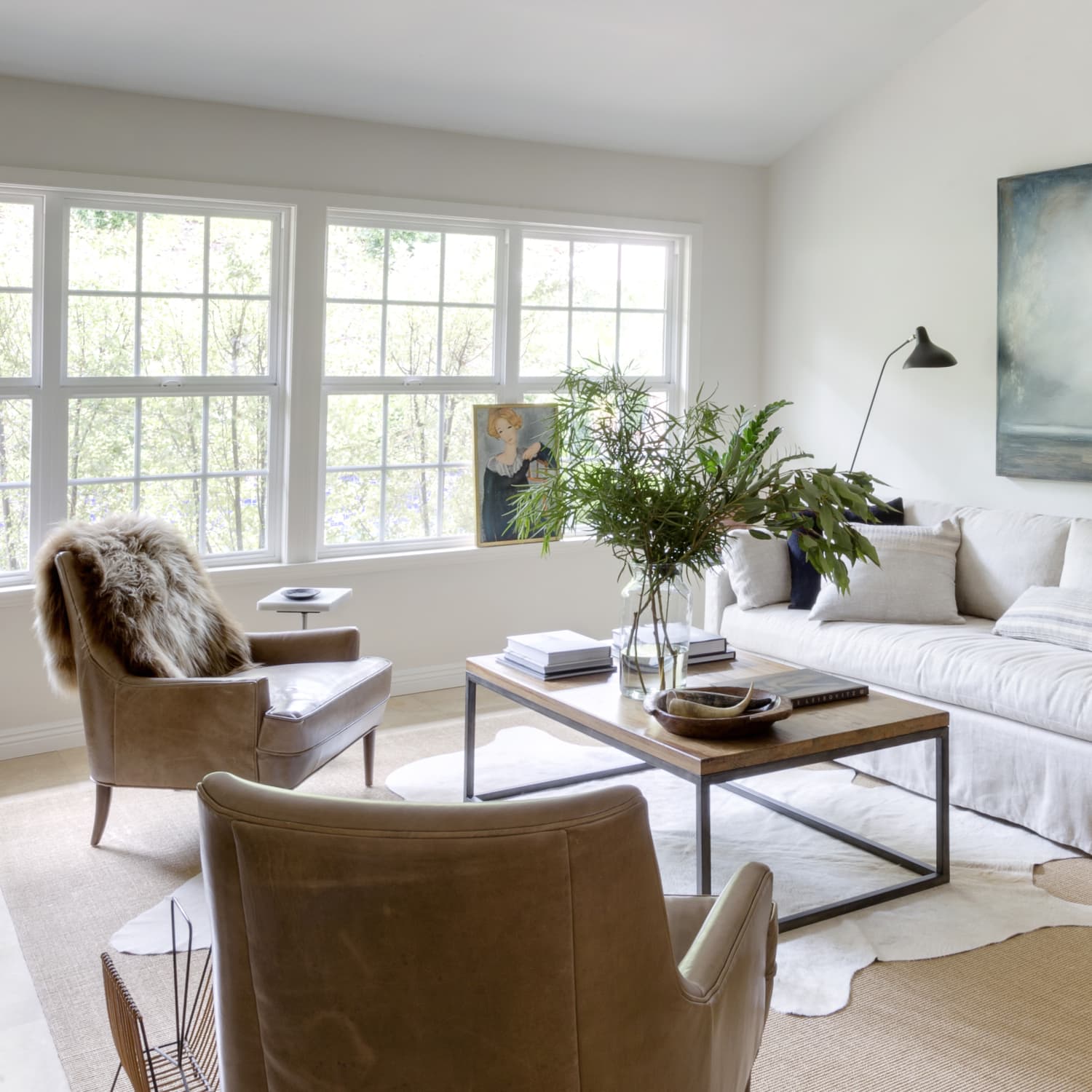 Best Minimalist Sofas in 2023 That Will Simplify Your Space